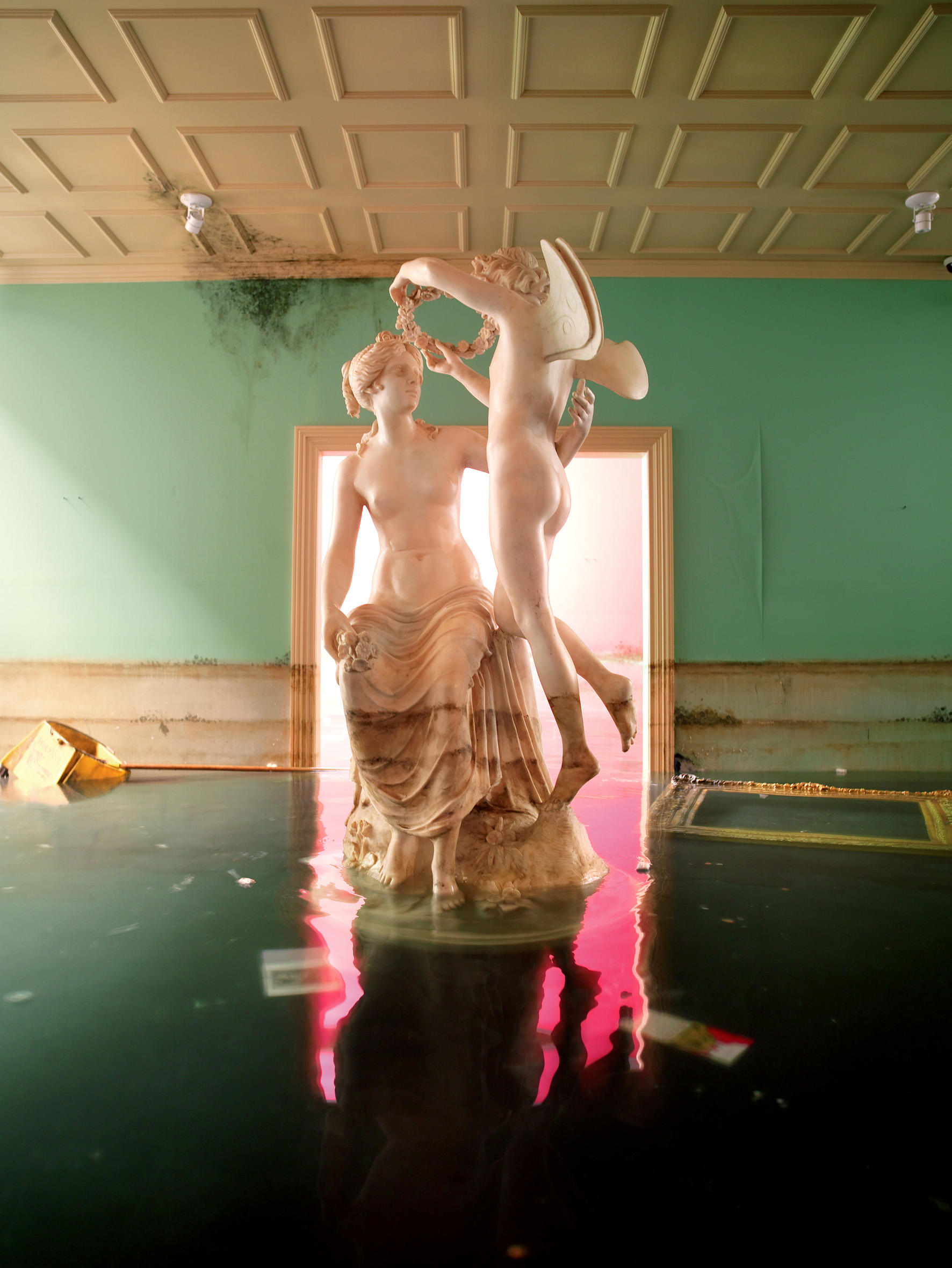 Statue